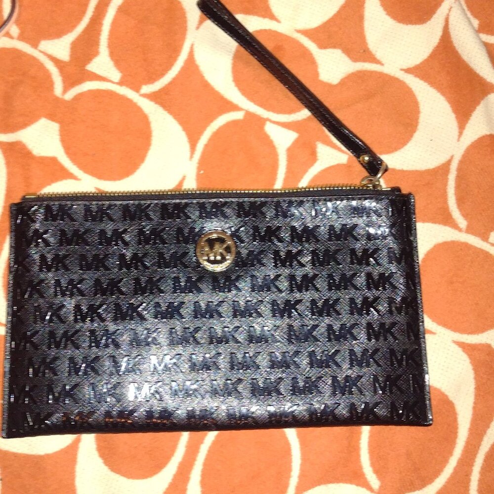 Michael Kors Large Black monogram Pouch